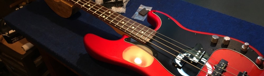 Fender MEX Deluxe Active PJ Bass Special
