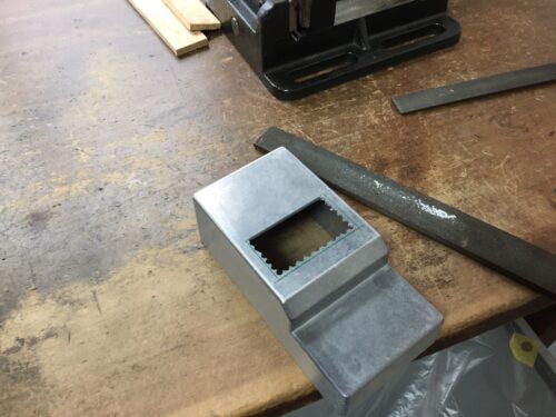鉄工ヤスリで整える
