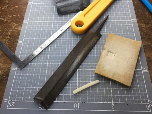 ナットの粗加工