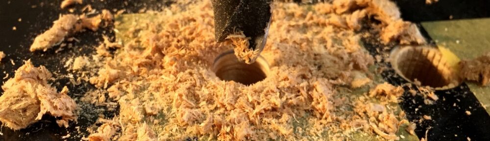 穴あけ