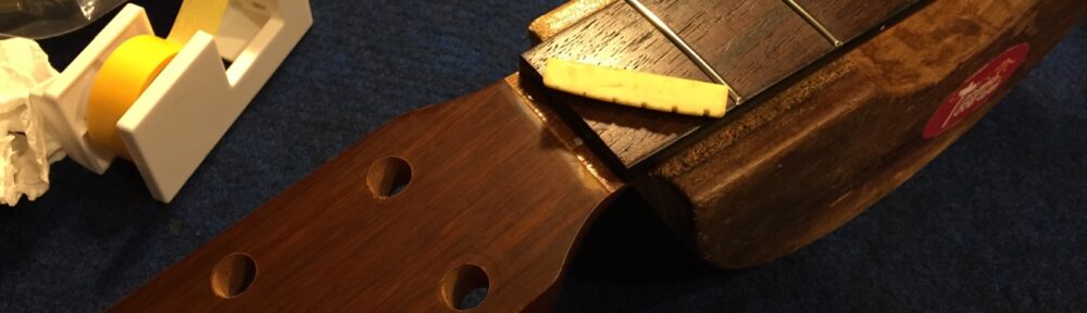 ナットが外れている