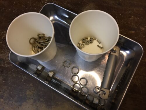 金属パーツのレリック加工