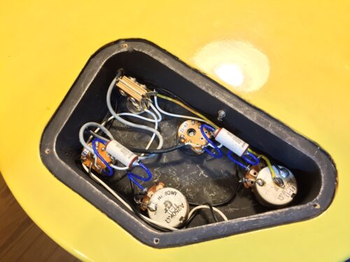 ピックアップの配線が完了