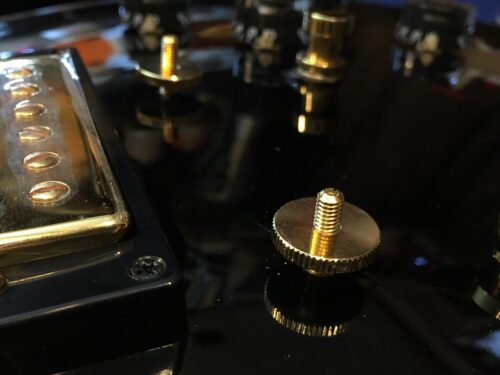 スタッドの長さを調整した