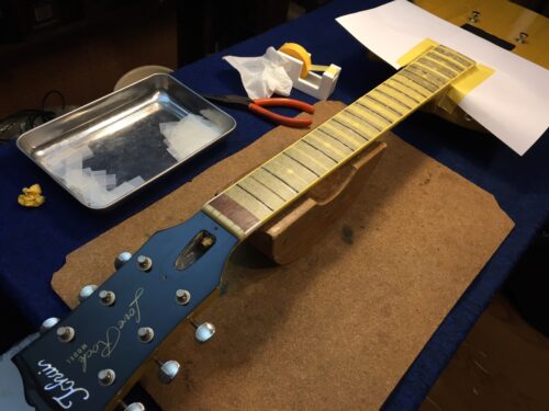 フレット溝の補修