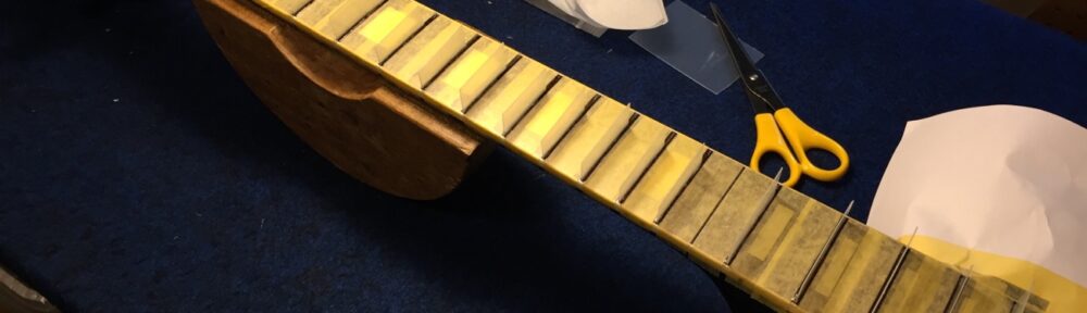 フレット溝を補修する