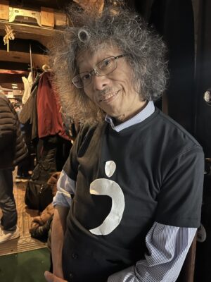 奥さん手作りの「う」Tシャツ