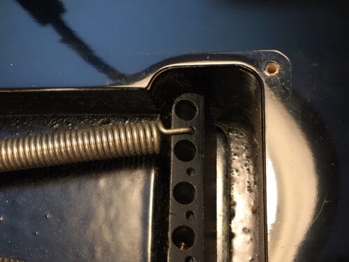 トレモロが干渉している