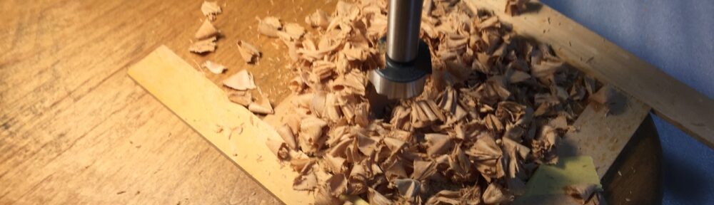 フォスナービットで粗加工