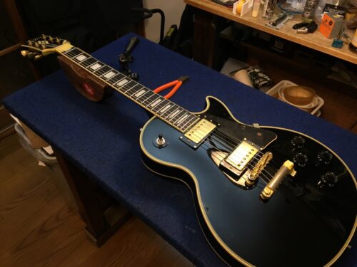 仮の弦を張っておく