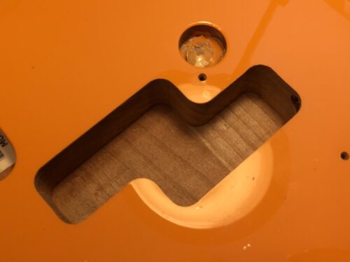 ピックアップキャビティ