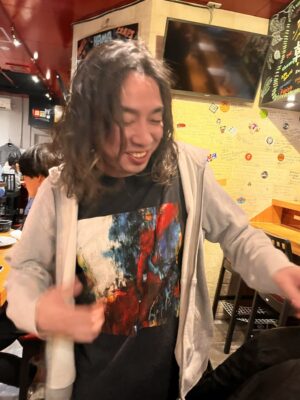 キャビを買いに行く人