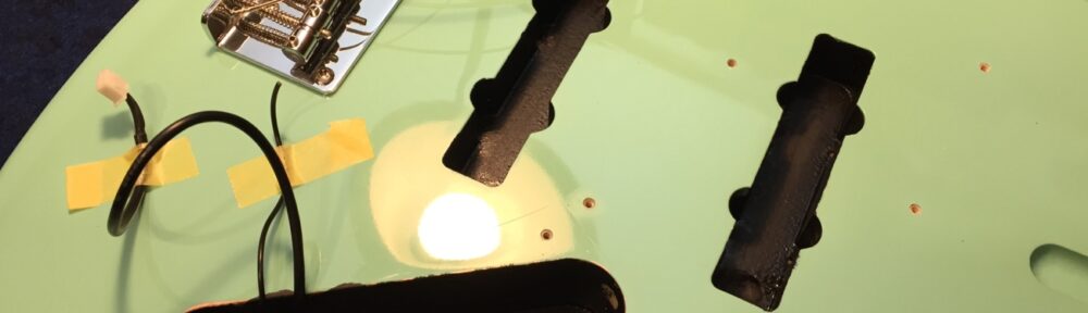 導電塗料を塗る