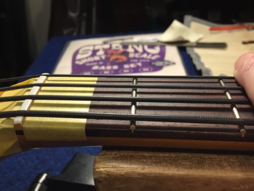 弦の柔軟性が元の弦と違うイメージ