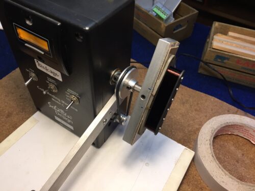 リアのコイルを巻く