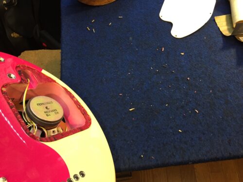 木くずを掃除した