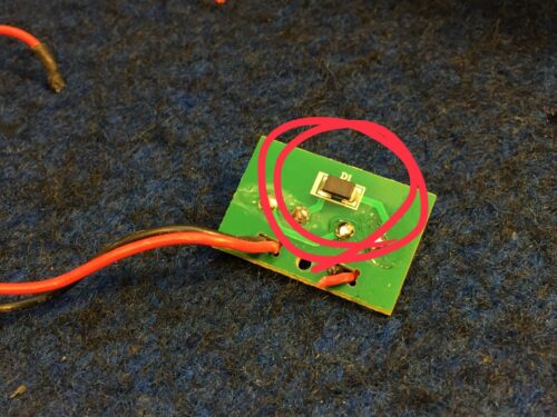 保護ダイオードは付いていた