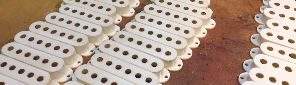 ピックアップカバーのレリック