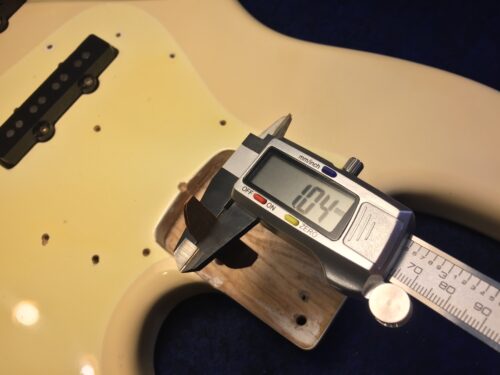 1mmのシムが入っている