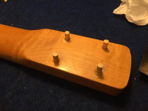 メイプルの木栓で埋める