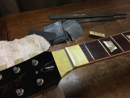 ナットを成形した