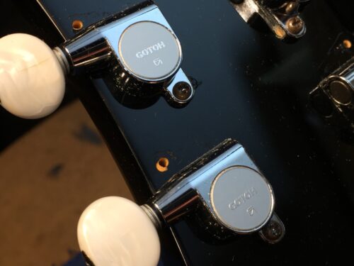 ネジ穴を埋める