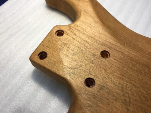 ブッシュが抜けた