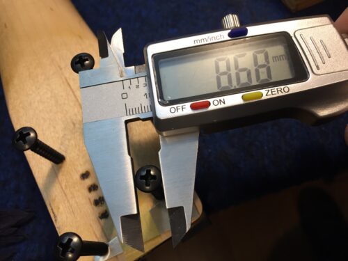 ジョイントブッシュを手配する