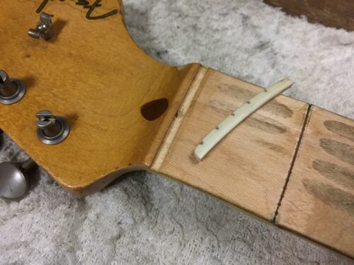 ナットは外れていた