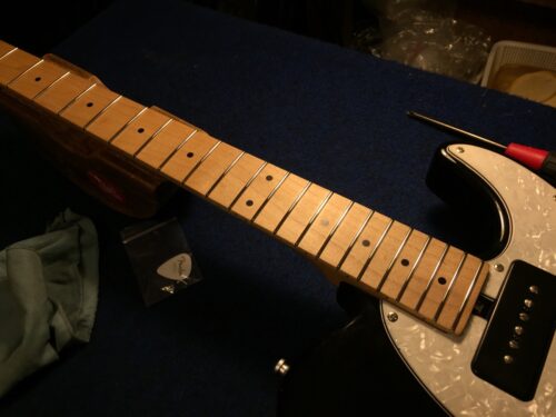 フレットを磨き直した