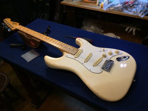 ミディアムスケールのストラト