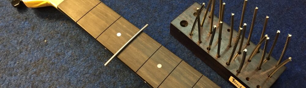 フレットを曲げる