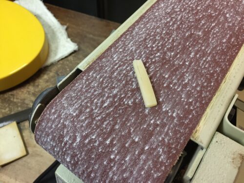 ナットの粗加工