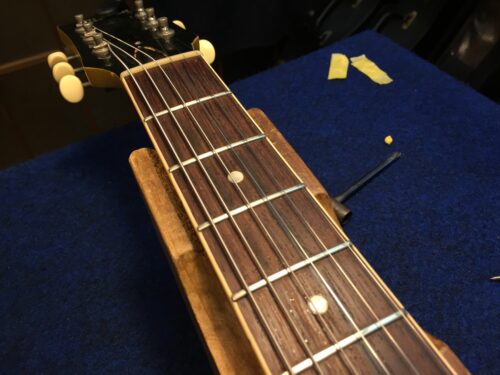 指板Rが変えられている