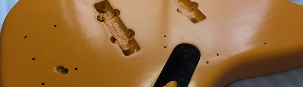 テープを剥がす