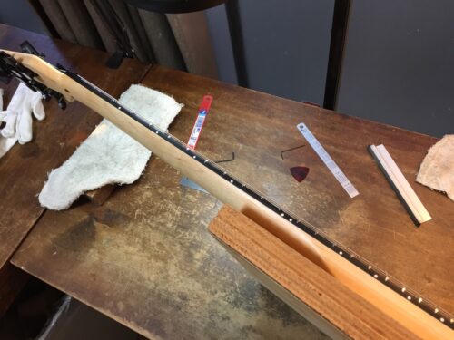 フレットのすり合わせ