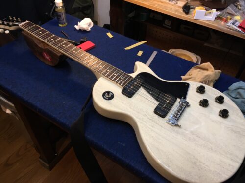 ホワイトのレスポールスペシャル