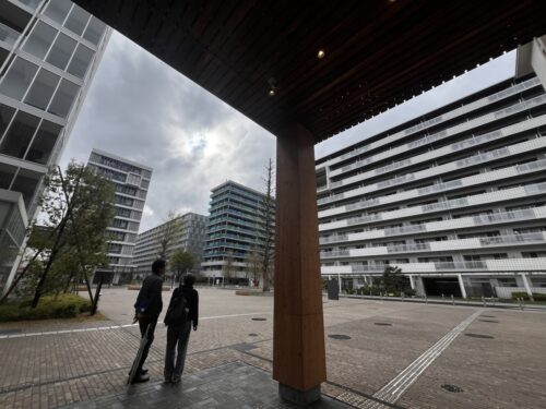 MANTHIONSの団地ツアー