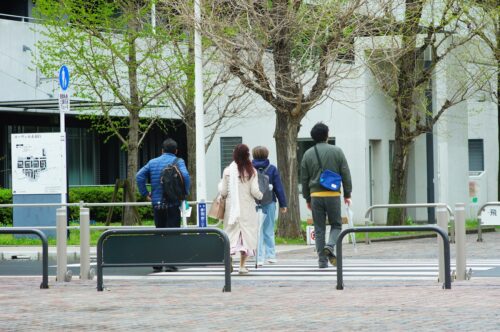 MANTHIONSの団地ツアー