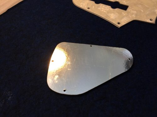 アルミシートでシールドする