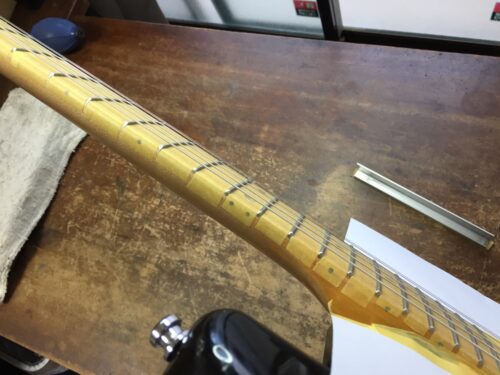 フレットのすり合わせ