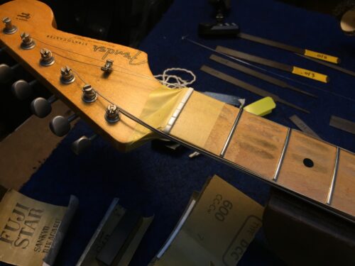 弦溝の深さを調整する