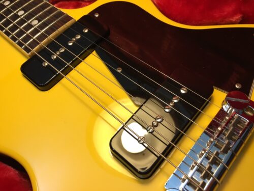 ピックアップ部