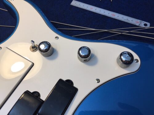 コントロールの位置を入れ替える