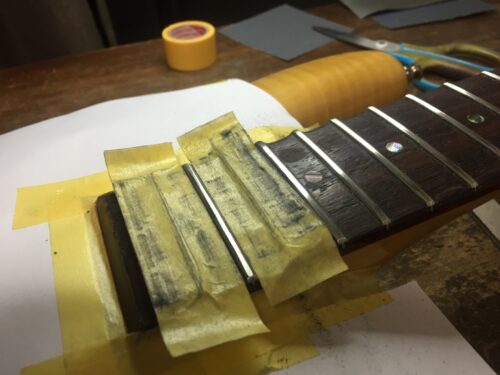 フレットを丸め直す