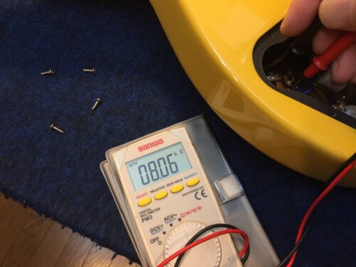 ピックアップの抵抗値