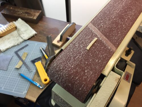 無漂白ナットの粗加工