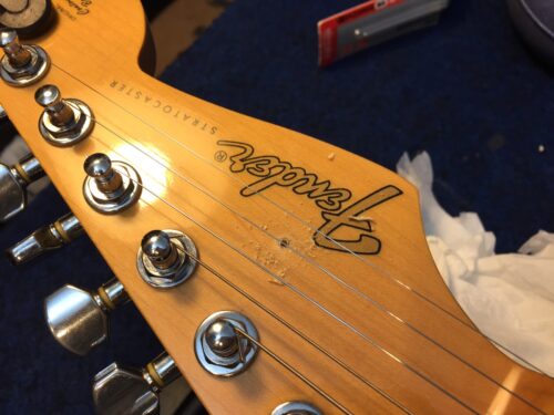 ネジ穴をあける