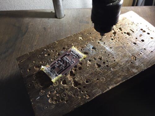 穴あけ