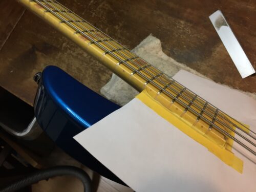 フレットを削る